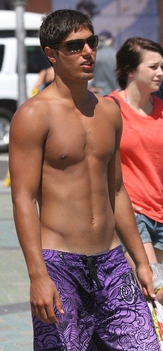 เด็กนอกหุ่นเฟิร์ม