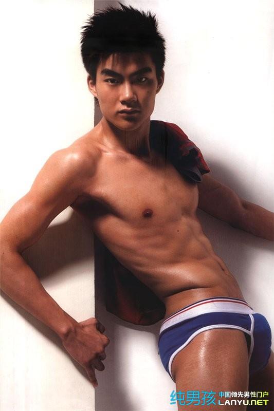 ตี๋๋๋ที่สะสมไว้ใช้ยามสงคราม