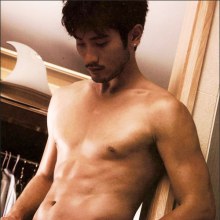 ตี๋เข้มๆ คนนี้