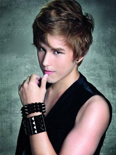 HAIR WORLD vol. 4 no. 34 July 2011