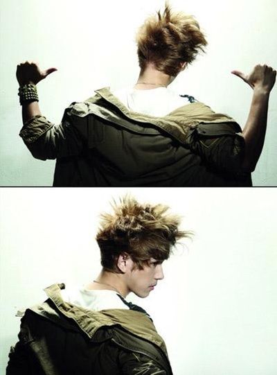 HAIR WORLD vol. 4 no. 34 July 2011