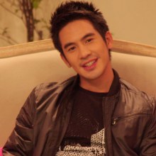 รวมหนุ่มโป๊ป สุดหล่อ