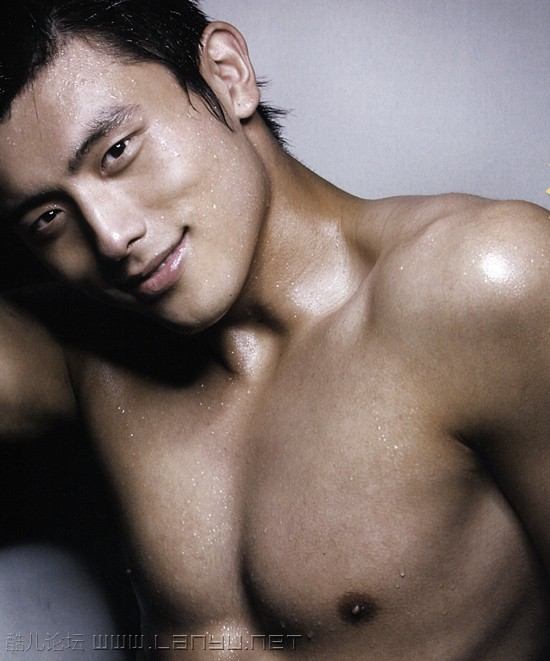 เย็นนี้อิ่มกับหนุ่มๆใต้หวัน