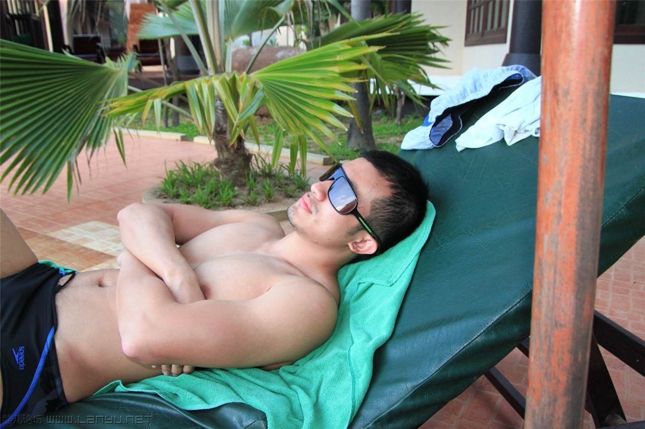 เย็นนี้อิ่มกับหนุ่มๆใต้หวัน