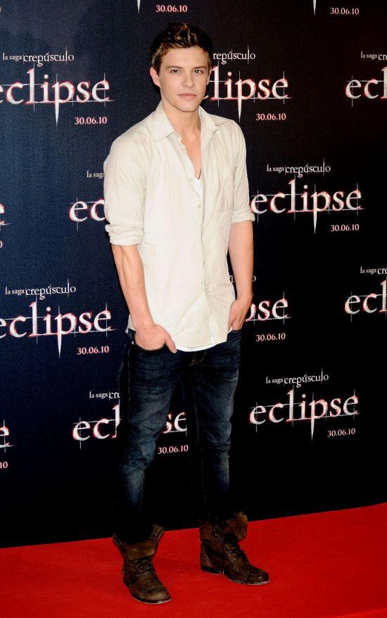 xavier samuelหรือRiley BiersจากThe Twilight Saga: Eclipse