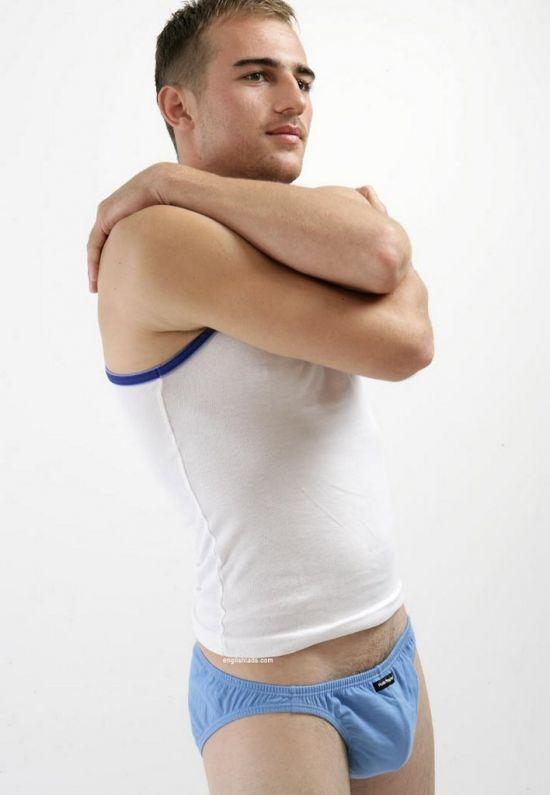 หนุ่มๆกััับกางเกงในตัวเก่ง 2