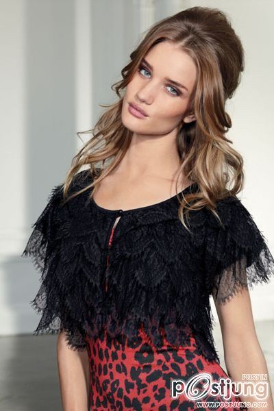 Rosie Huntington Whiteley นางเอกคนใหม่ของ Transformer 3