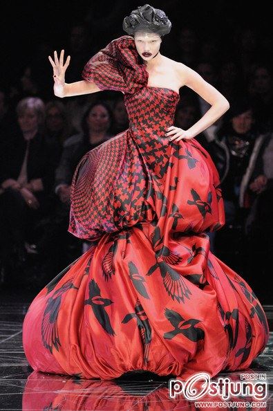 The Best designer of this century Part I (Alexander McQueen)