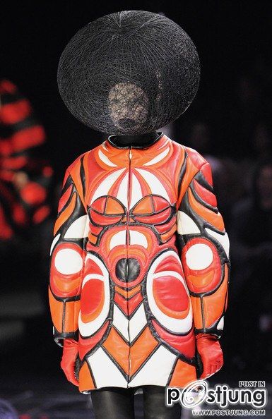 The Best designer of this century Part I (Alexander McQueen)