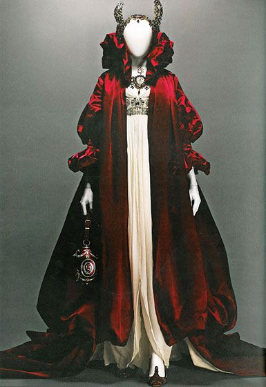 The Best designer of this century Part I (Alexander McQueen)