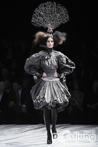 The Best designer of this century Part I (Alexander McQueen)