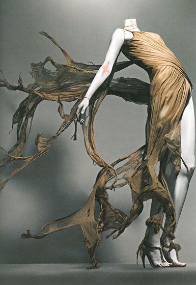 The Best designer of this century Part I (Alexander McQueen)