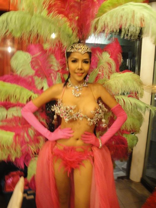 สุดยอดสาวประเภท 2 [เดอะคลีโอ]