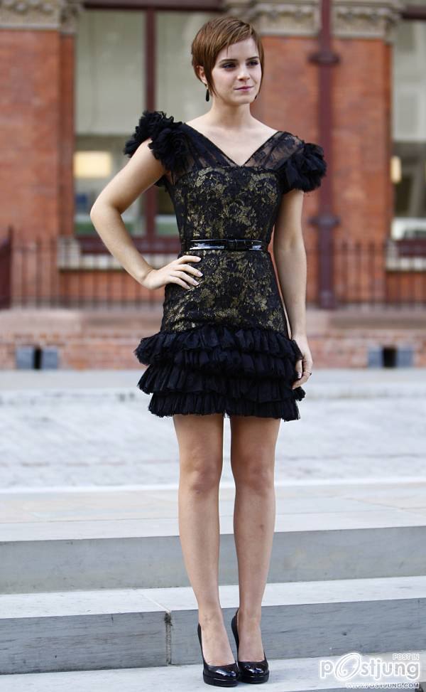 Emma Watson & Friends Photocall @ London