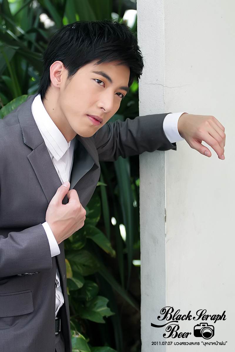 โตโน่ & ทีมนักแสดงบวงสรวงเปิดกล้องละครเรื่องใหม่..บุหงาหน้าฝน