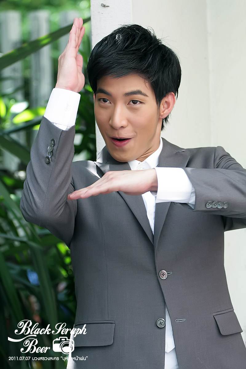 โตโน่ & ทีมนักแสดงบวงสรวงเปิดกล้องละครเรื่องใหม่..บุหงาหน้าฝน