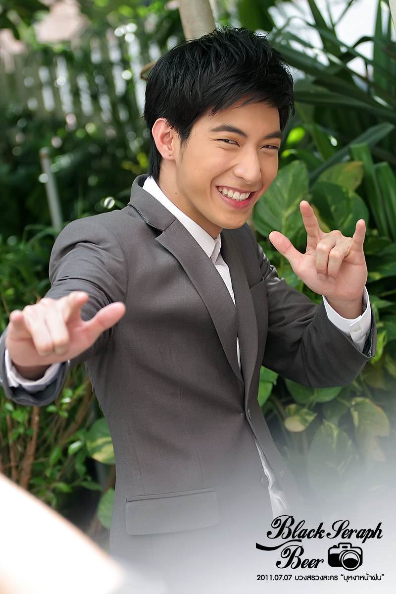 โตโน่ & ทีมนักแสดงบวงสรวงเปิดกล้องละครเรื่องใหม่..บุหงาหน้าฝน