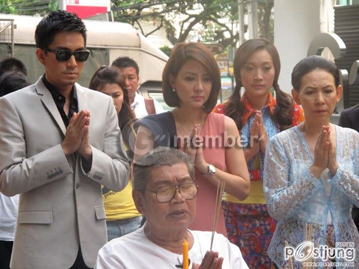 โตโน่ & ทีมนักแสดงบวงสรวงเปิดกล้องละครเรื่องใหม่..บุหงาหน้าฝน