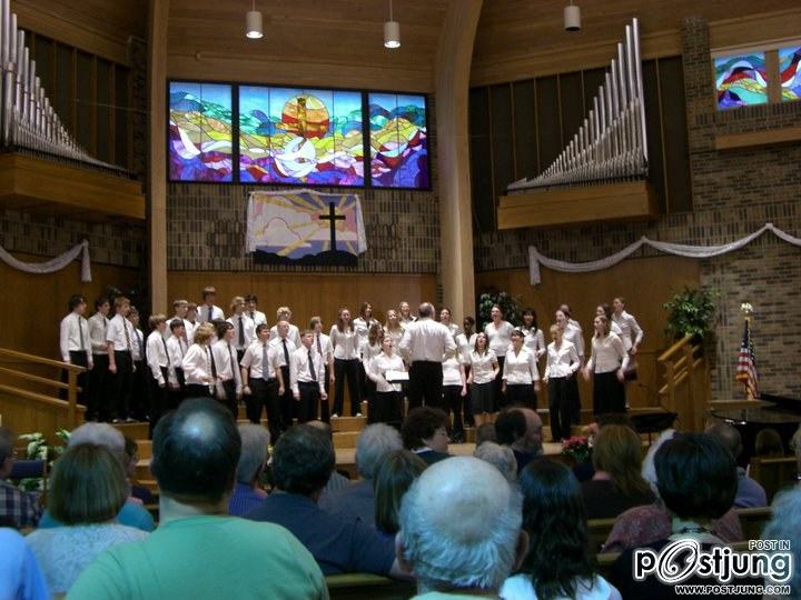 รูปนี้มีฟ้าอยู่แต่คนไหนไม่รู้เหมือนกัน