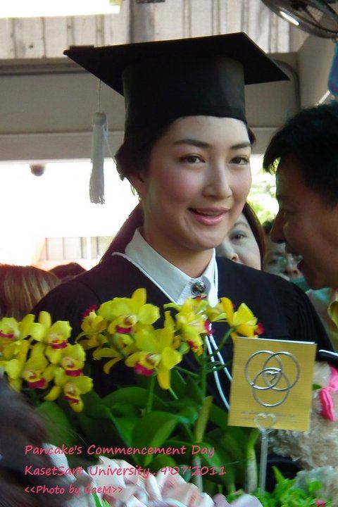 (เก็บตก) แพนเค้ก..รับปริญญา