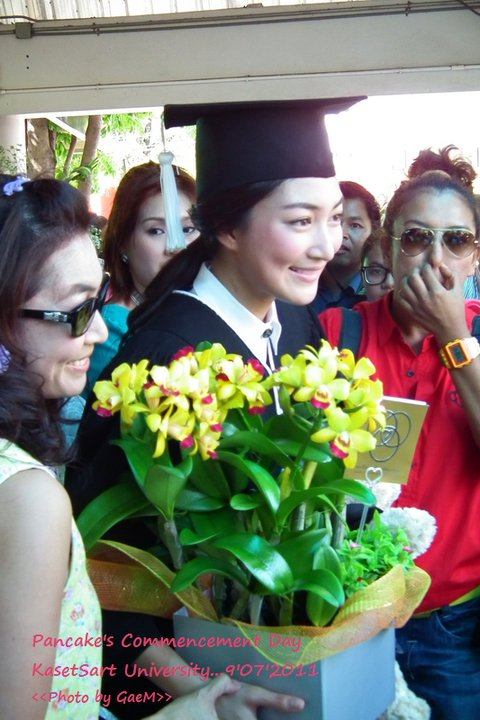 (เก็บตก) แพนเค้ก..รับปริญญา