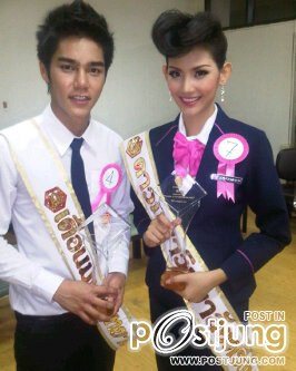 ดาวเดือน ศรีปทุม เดือนจากคณะนิเทศน์ ดาวจากศิลปศาสตร์