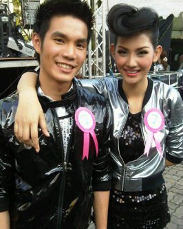 ดาวเดือน ศิลปศาสตร์