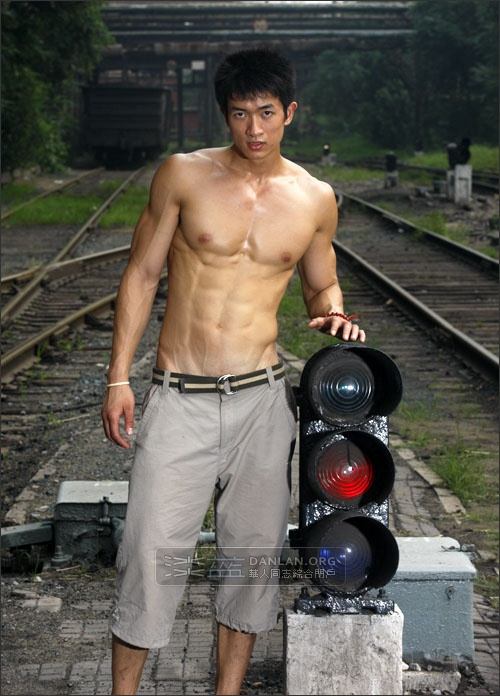 หนุ่มๆ ก่อนนอนะครับบบบบบบ