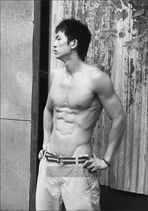 หนุ่มๆ ก่อนนอนะครับบบบบบบ