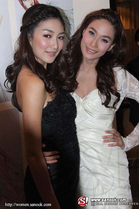 พลอย VS แพนเค้ก ในงานเปิดตัวน้ำหอม Elie Saab
