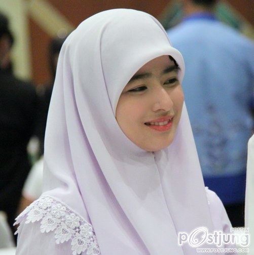 พี่สาวคนนี้น่ารักมากเลย>o<