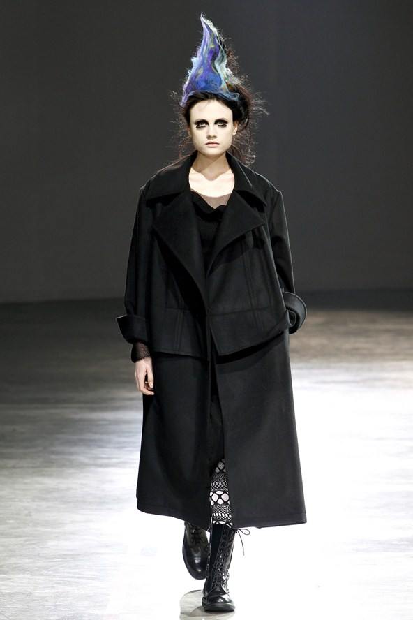 Yohji Yamamoto : Autumn/Winter 2011-12