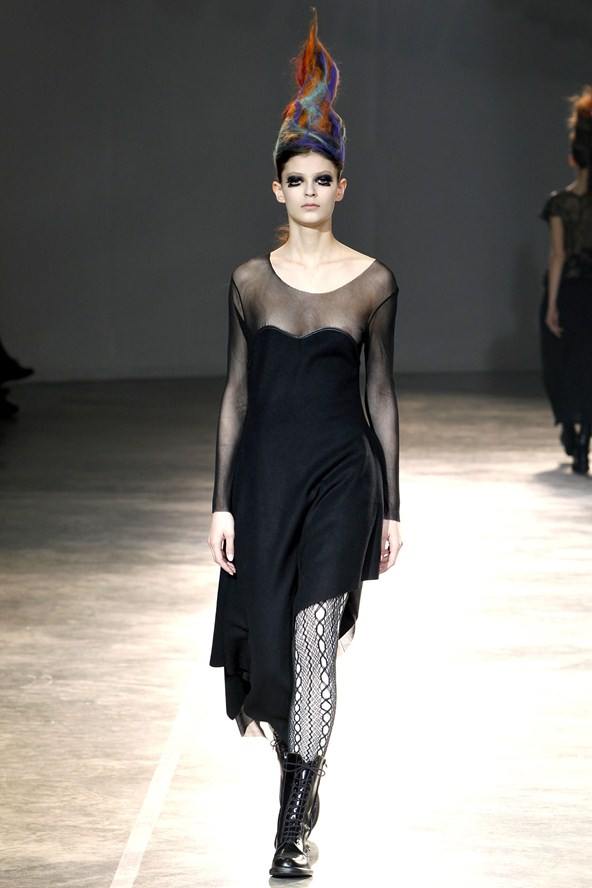 Yohji Yamamoto : Autumn/Winter 2011-12