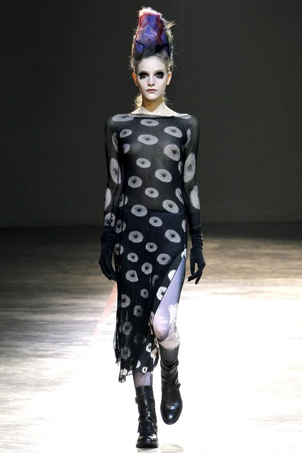 Yohji Yamamoto : Autumn/Winter 2011-12