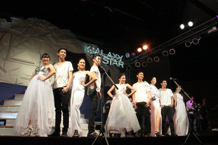 ดาวเดือนพระจอมเกล้าเจ้าคุณทกหารลาดกระบัง 2554