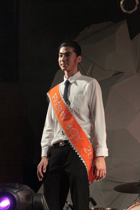 ดาวเดือนพระจอมเกล้าเจ้าคุณทกหารลาดกระบัง 2554