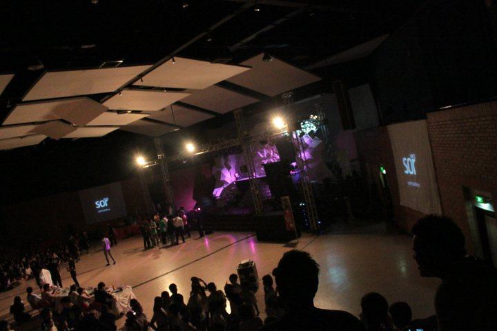 ดาวเดือนพระจอมเกล้าเจ้าคุณทกหารลาดกระบัง 2554