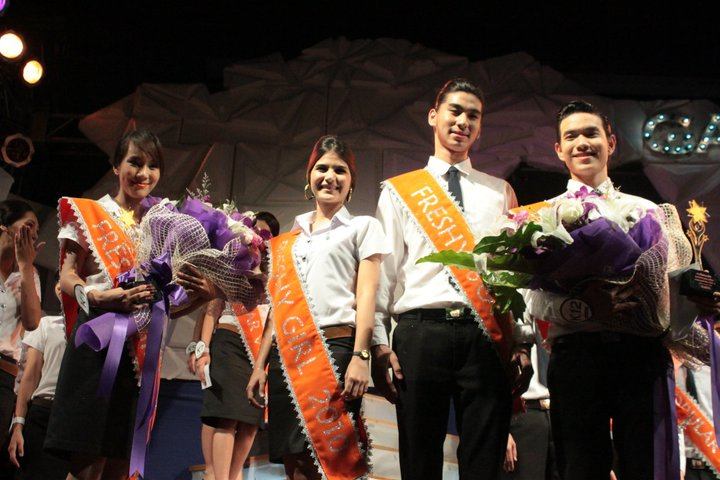 ดาวเดือนพระจอมเกล้าเจ้าคุณทกหารลาดกระบัง 2554