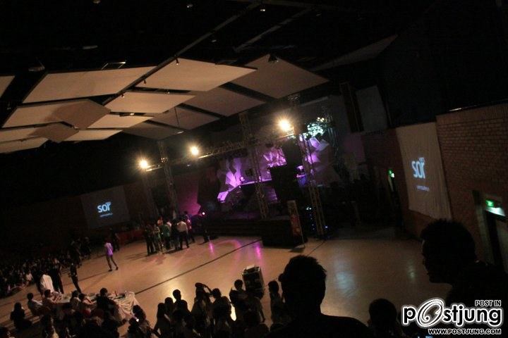 ดาวเดือนพระจอมเกล้าเจ้าคุณทกหารลาดกระบัง 2554