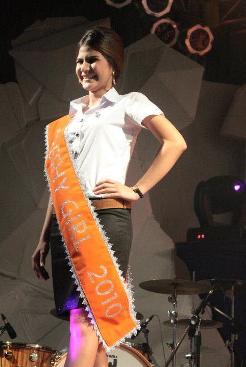 ดาวเดือนพระจอมเกล้าเจ้าคุณทกหารลาดกระบัง 2554