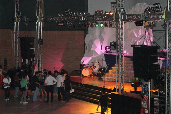 ดาวเดือนพระจอมเกล้าเจ้าคุณทกหารลาดกระบัง 2554