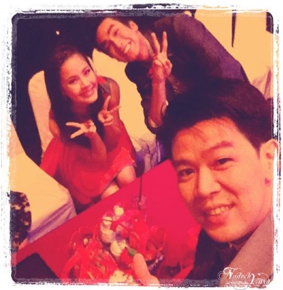 ณเดชน์ & ญาญ่า @ โฆษณายำยำ จัมโบ้ รสต้มยำกุ้ง