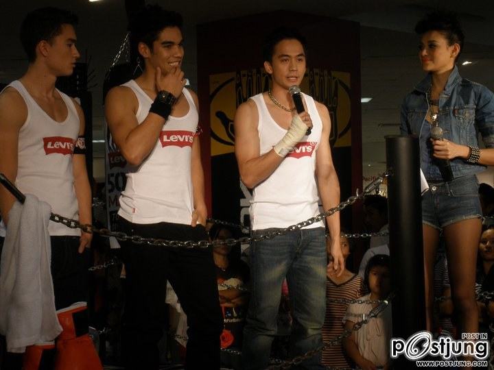 The Winners of Levi's 501 Man Search 2011 (ภาคใต้)