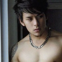 หนุ่มแท็ค ถ่ายแบบกางเกงใน AMAT อีกครั้ง