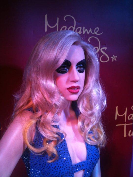 Lady Gag" ที่ Madame Tussaude Bangkok