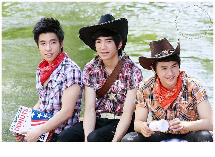 [AF] นัท -ต้อล-ปั๊ม @ KAZZ no. 61 July 2011