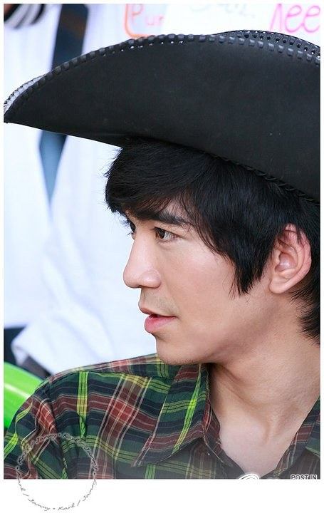[AF] นัท -ต้อล-ปั๊ม @ KAZZ no. 61 July 2011