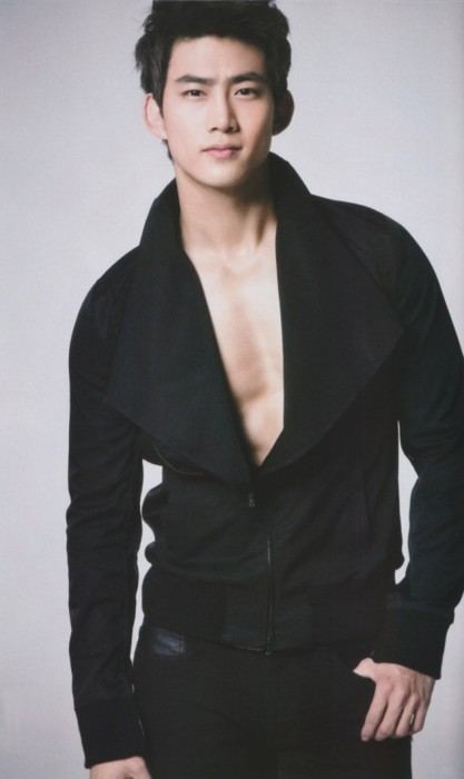 Ok Taecyeon (2PM)