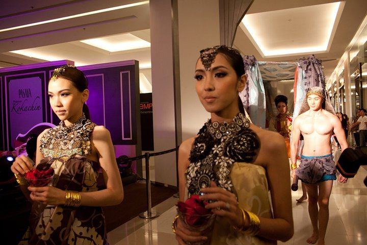 แพนเค้ก กับบอย เปิดตัว ผ้าปูยี่ห้อดังไฮโซ PASAYA