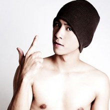 นายแบบ  BORN หล่อน่ารักดีครับ